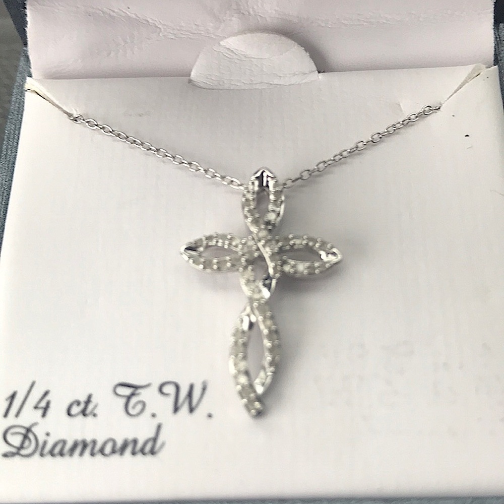1/4 CT DIAMOND NECKLACE